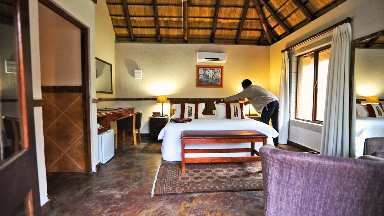 Grand Kruger Lodge And Spa Марлот Парк Екстериор снимка